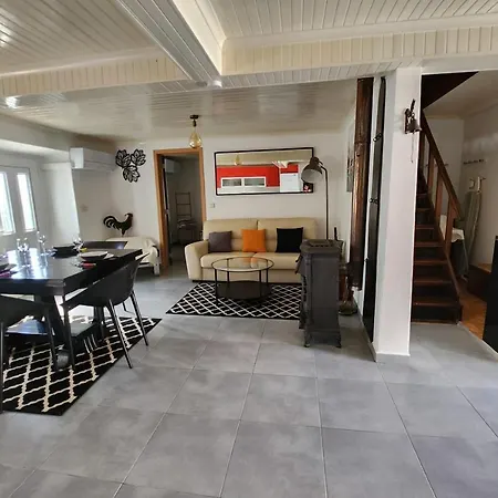 Delia Typical Portuguese House Holiday home *